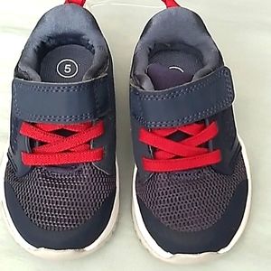 Cat & Jack toddler sneaker shoes